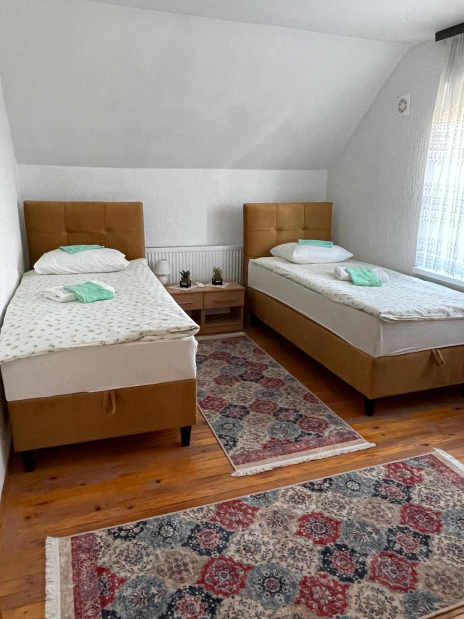 Sobe Lara Διαμέρισμα Gradacac Εξωτερικό φωτογραφία