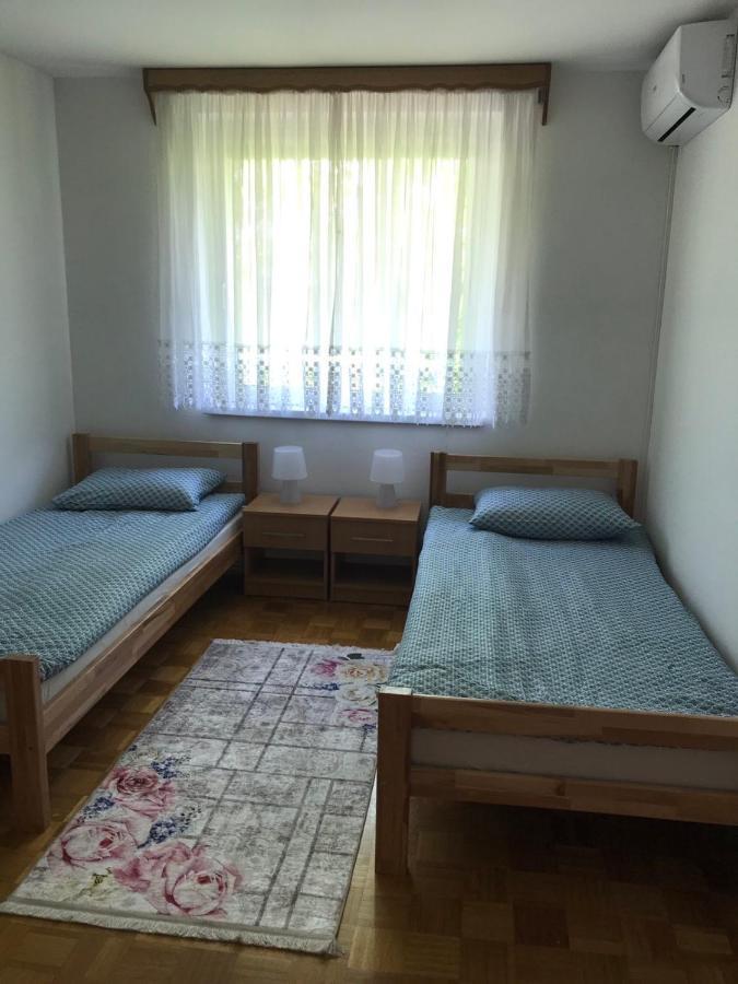 Sobe Lara Διαμέρισμα Gradacac Εξωτερικό φωτογραφία